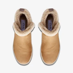 Clarks Breeze Fur Tan Shop