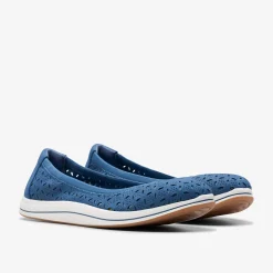 Clarks Breeze Roam Blue Hot