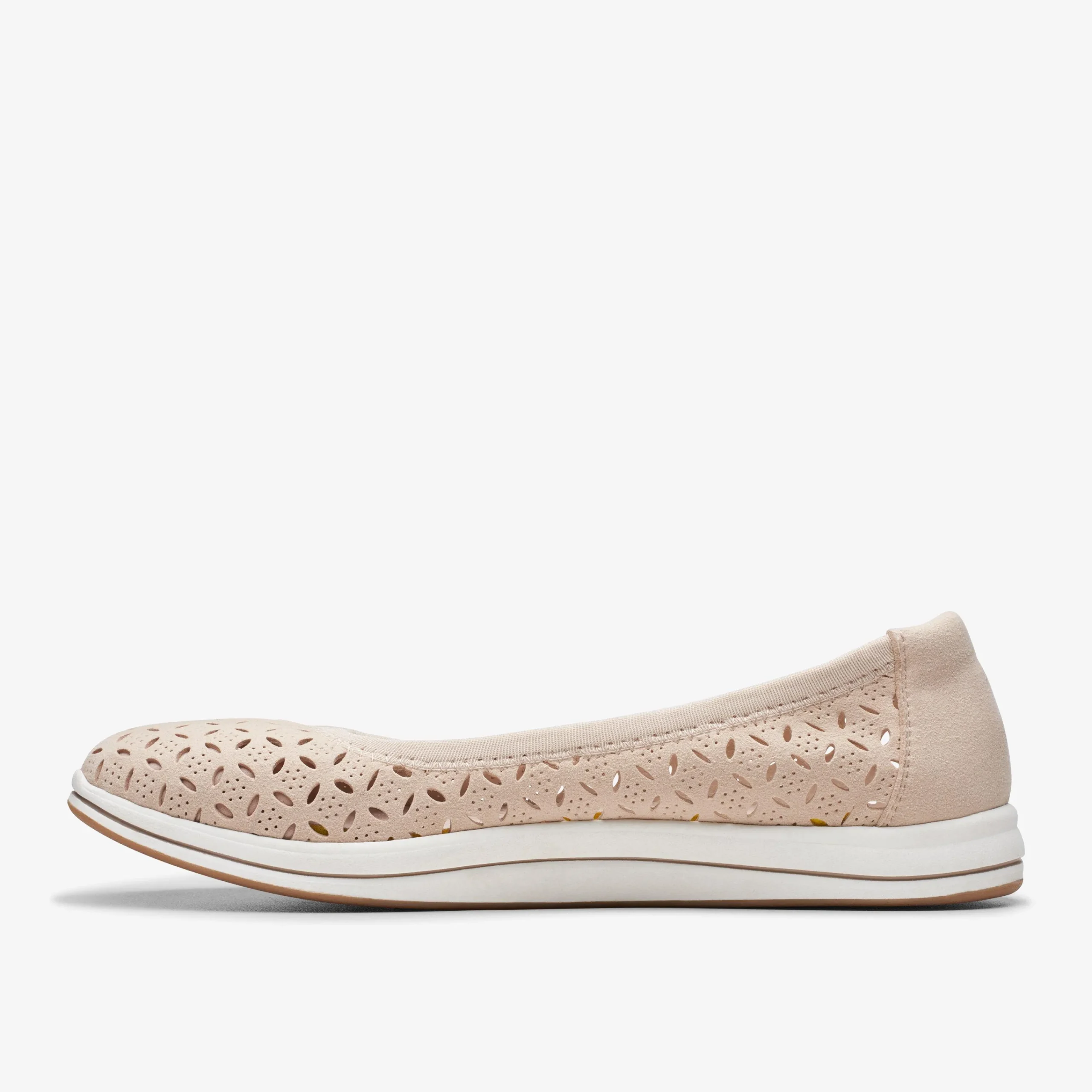 Clarks Breeze Roam Light Sand Store