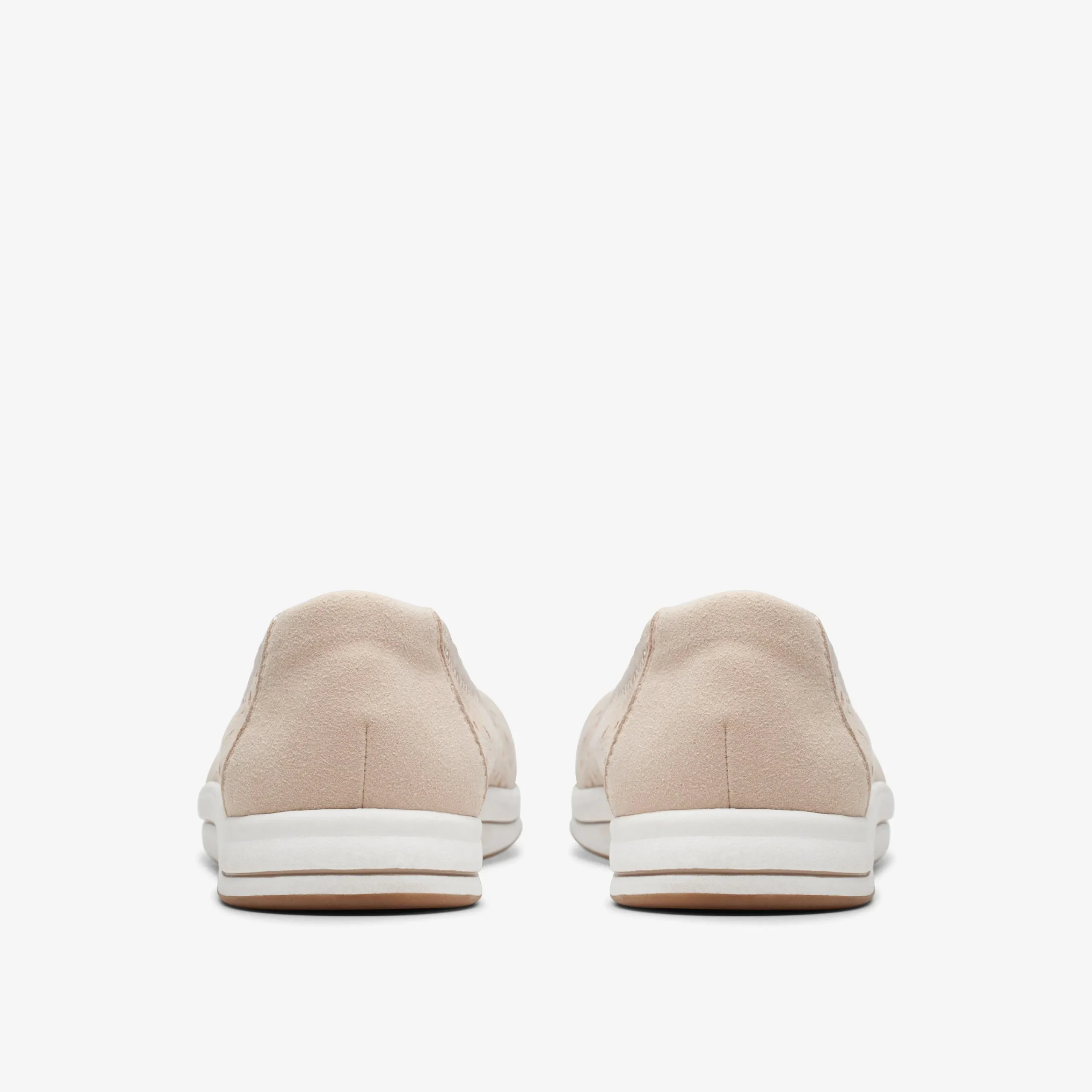 Clarks Breeze Roam Light Sand Store
