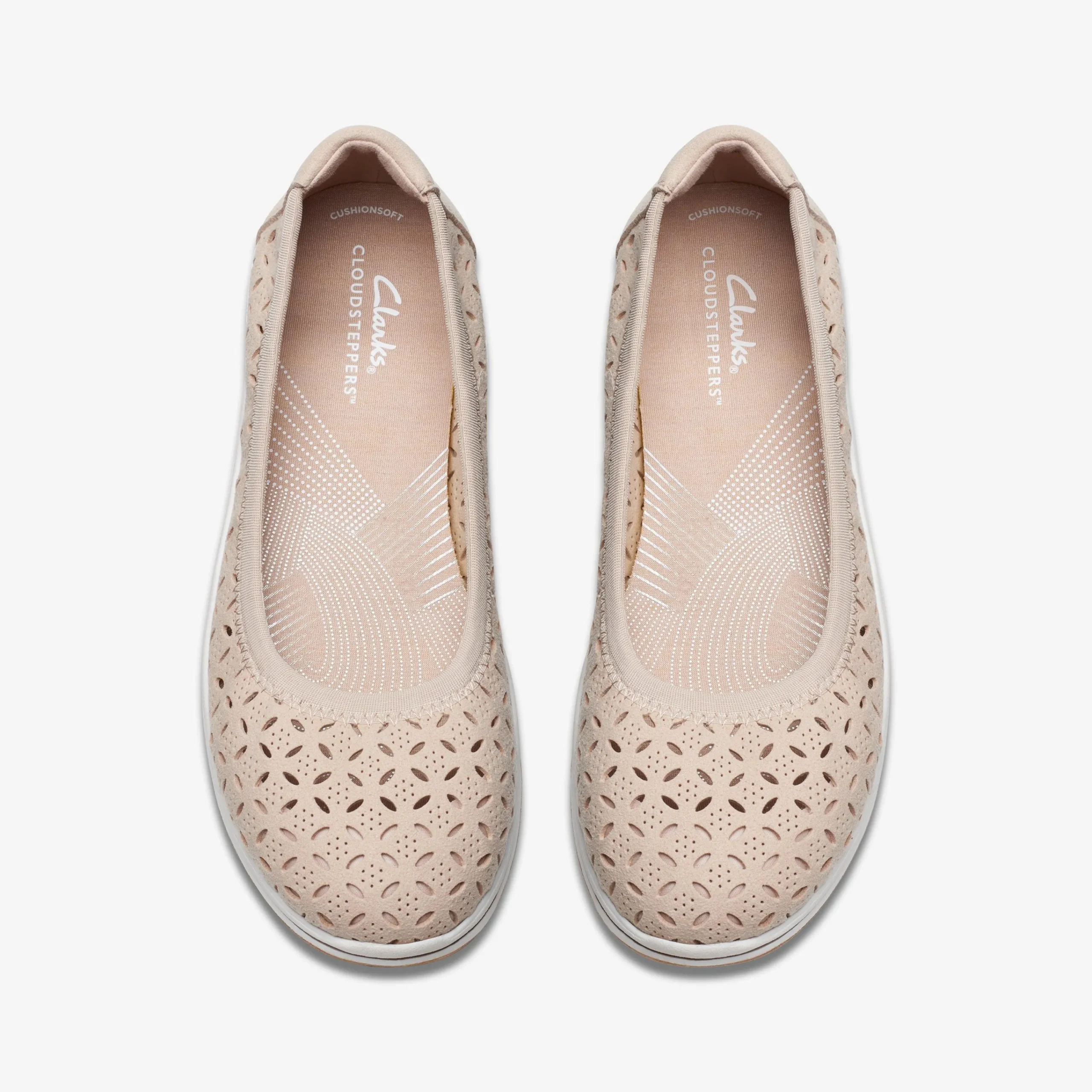 Clarks Breeze Roam Light Sand Store