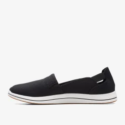 Clarks Breeze Step II Black Store