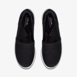 Clarks Breeze Step II Black Store