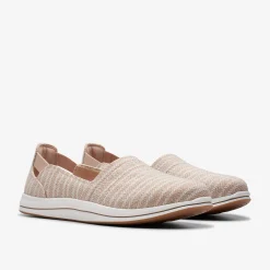 Clarks Breeze Step II Sand Store