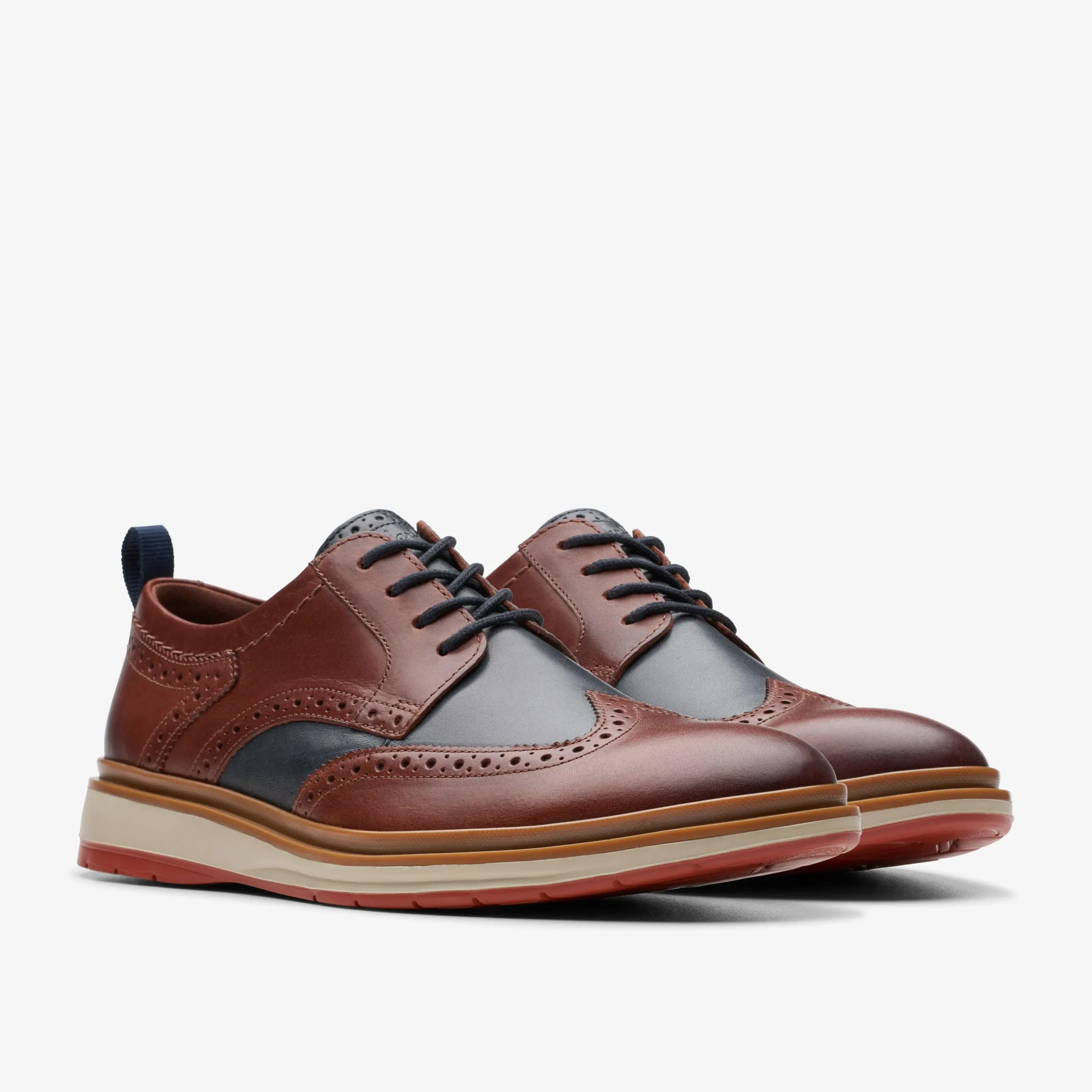 Clarks Chantry Wing British Tan Combination New