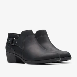 Clarks Charlten Grace Black Oily Leather New