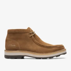 Clarks Corston Wally Waterproof Dark Sand Warmlined Fashion