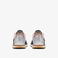 Clarks Craft Run Tor Older Pink Combination New