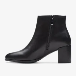 Clarks Freva 55 Zip Black Leather Outlet