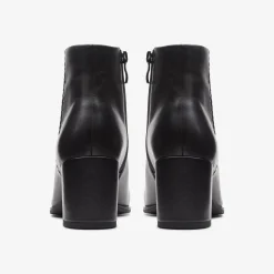 Clarks Freva 55 Zip Black Leather Outlet