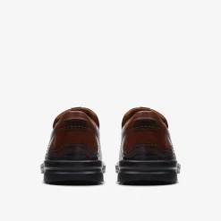 Clarks Gessler Step Dark Tan Leather Store
