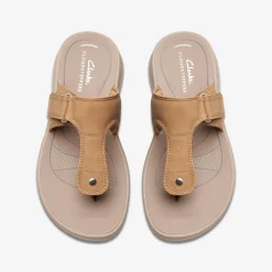 Clarks Glide Walk Walnut Hot