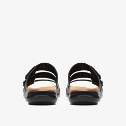 Clarks Kitly Walk Black Store