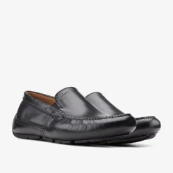 Clarks Markman Plain Black Leather Fashion