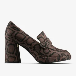 Clarks Martine Rose Womens Loafer 2 Brown Textile Outlet