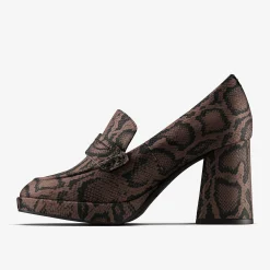 Clarks Martine Rose Womens Loafer 2 Brown Textile Outlet