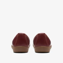 Clarks Meadow Opal Chestnut Leather Best