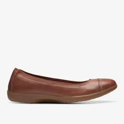 Clarks Meadow Opal Tan Leather Hot