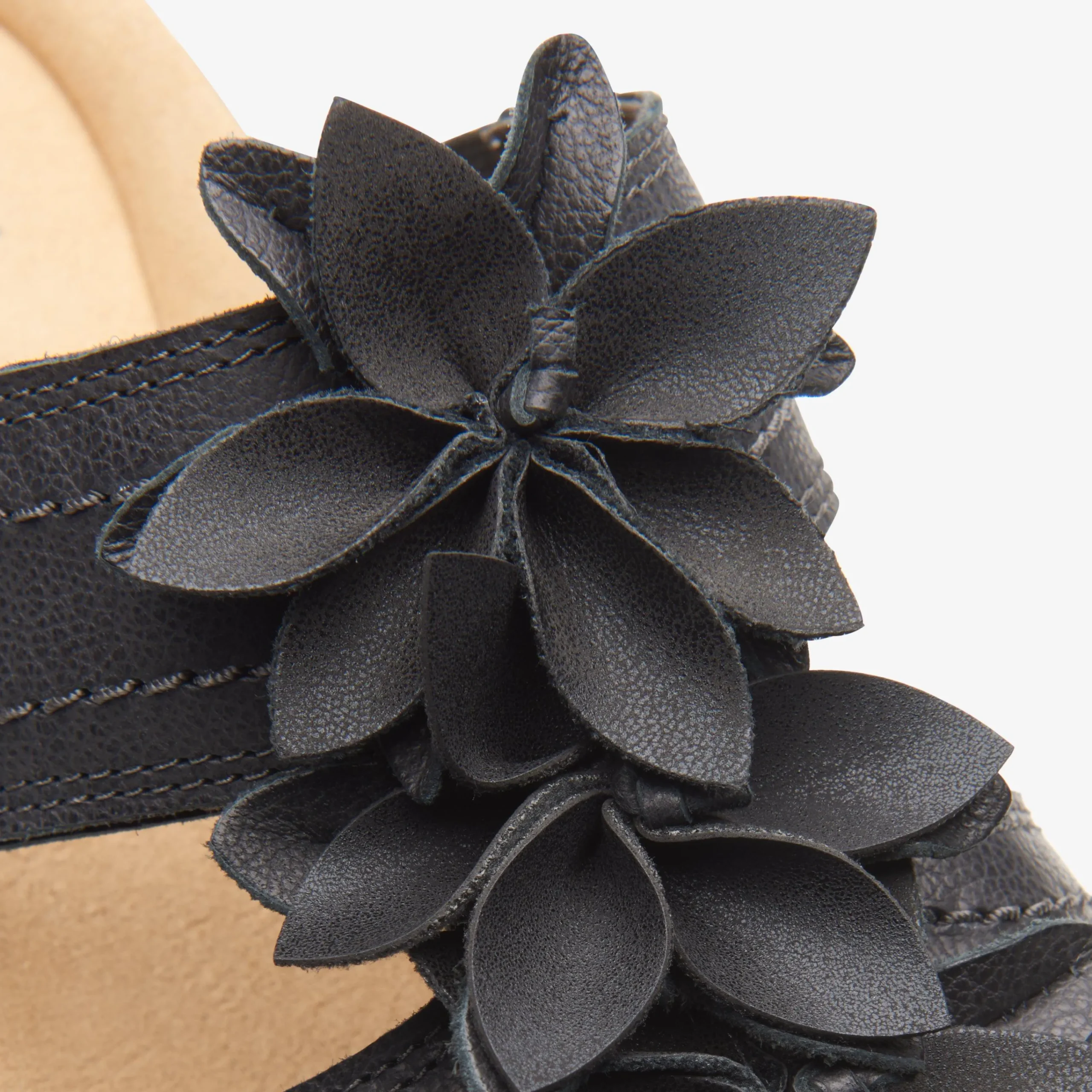 Clarks Merliah Raelyn Black Leather Store