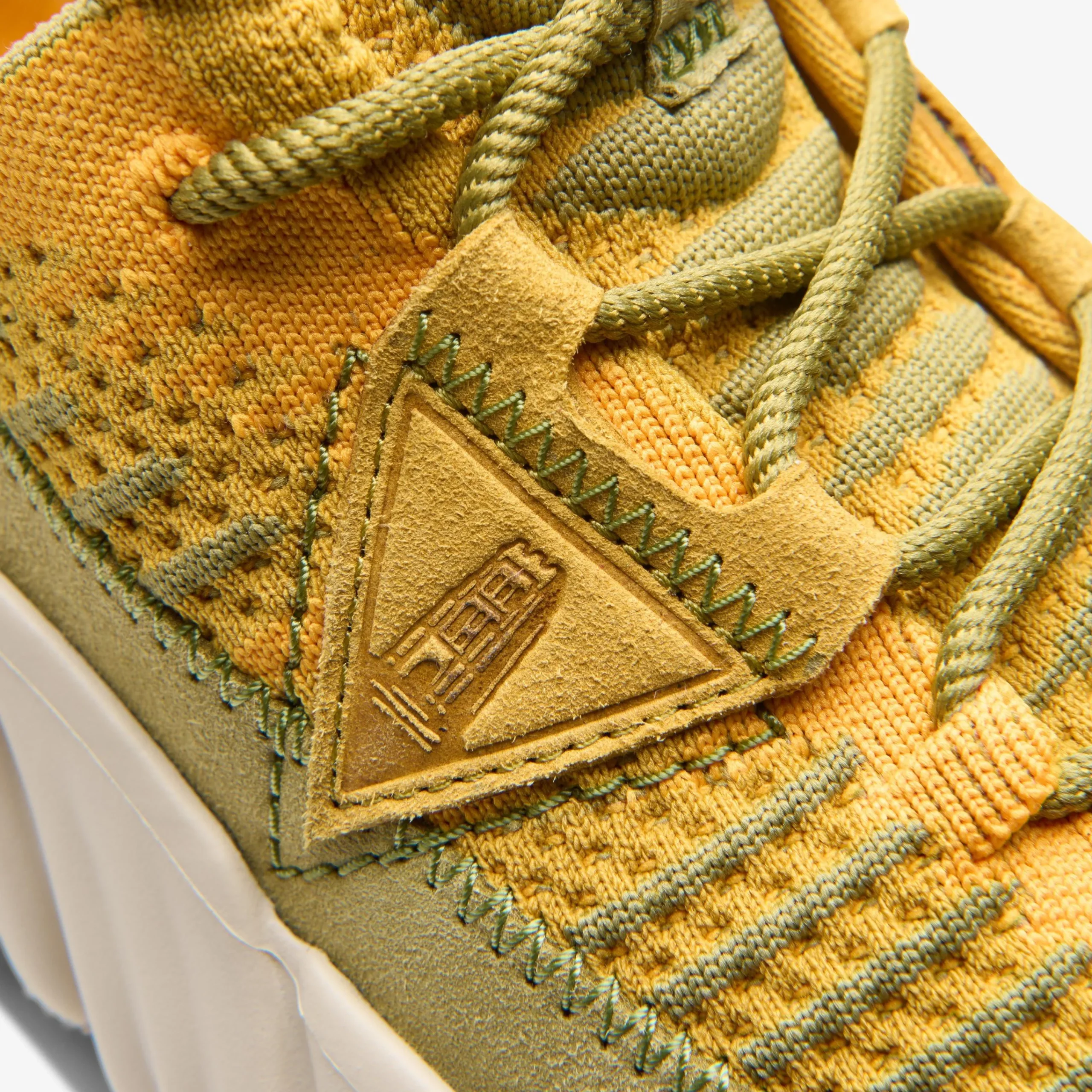 Clarks NATURE 360 Light Olive Combination Sale