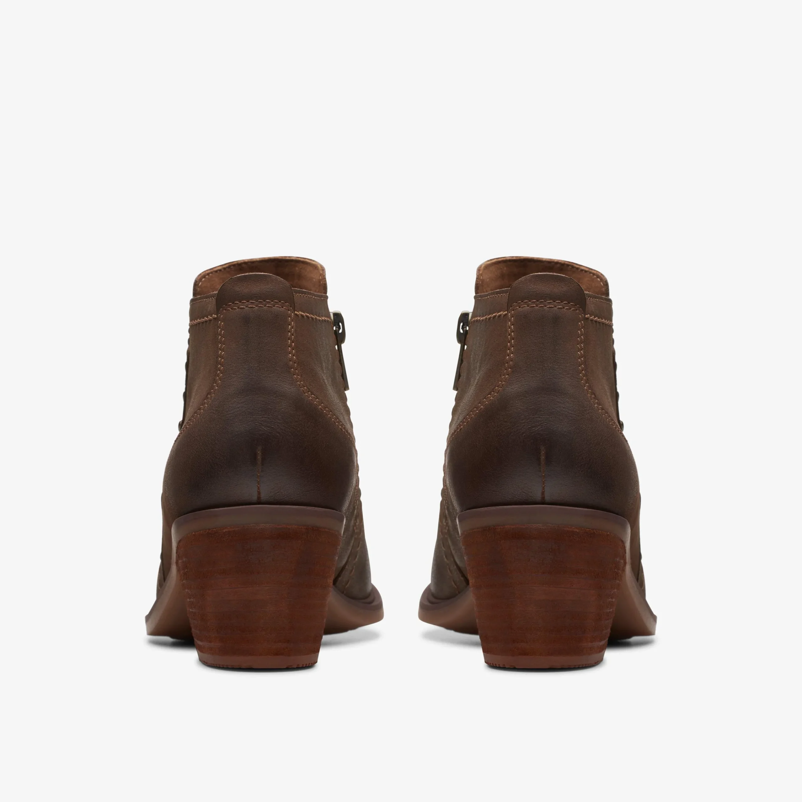 Clarks Neva Lo Dark Tan Leather Fashion