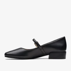Clarks Seren 30 Buckle Black Leather Outlet