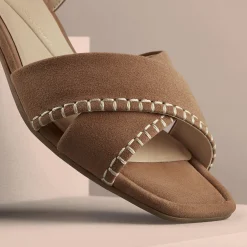 Clarks Serina 35 Cross Tan Suede Fashion