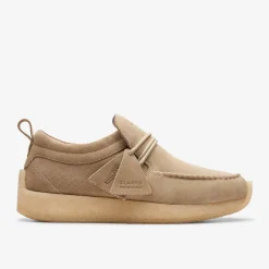 Clarks 8th St Maycliffe Dark Sand Suede Fashion