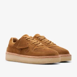 Clarks 8th St Sandford Golden Sand Suede Hot