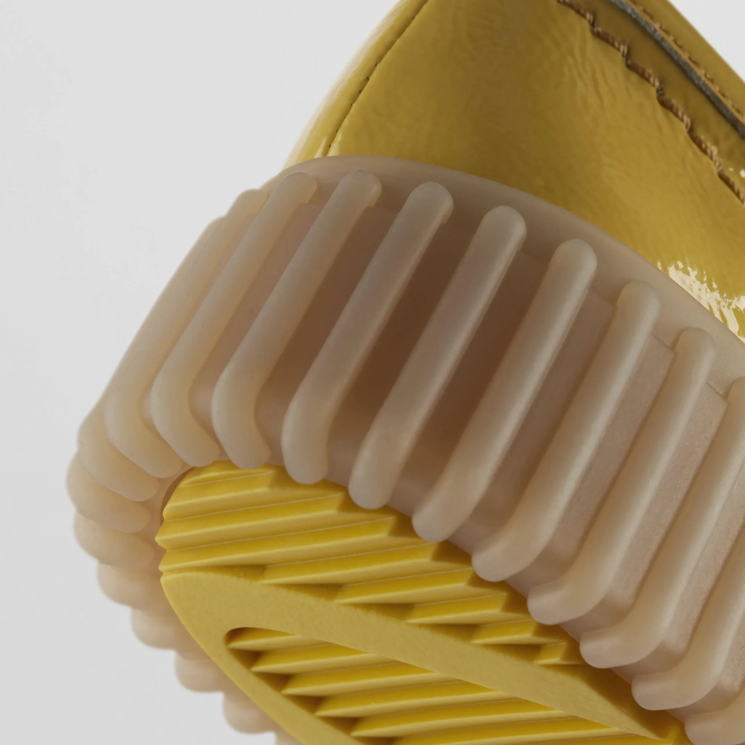 Clarks Torhill Bee Yellow Patent New
