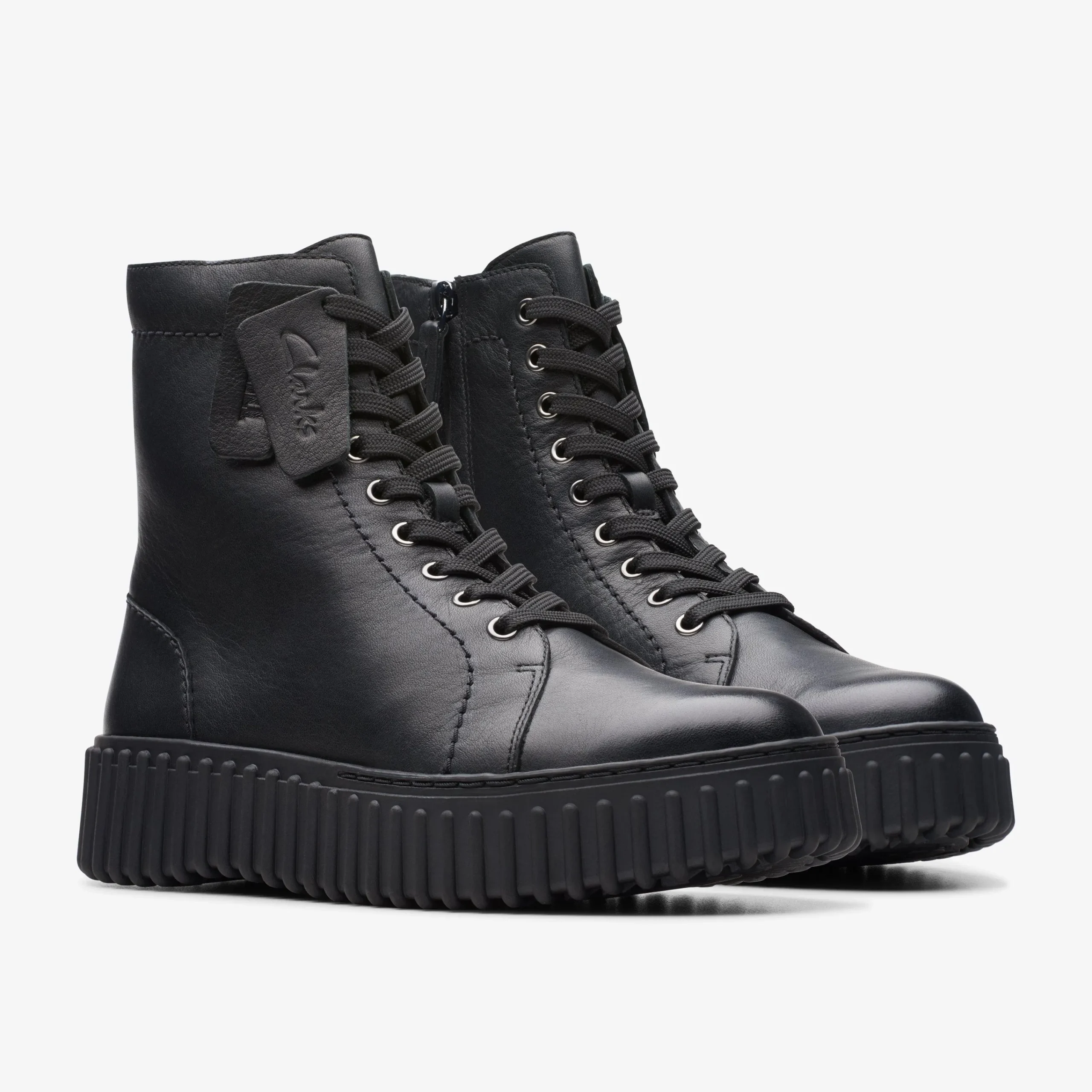 Clarks Torhill Rise Black Leather Fashion