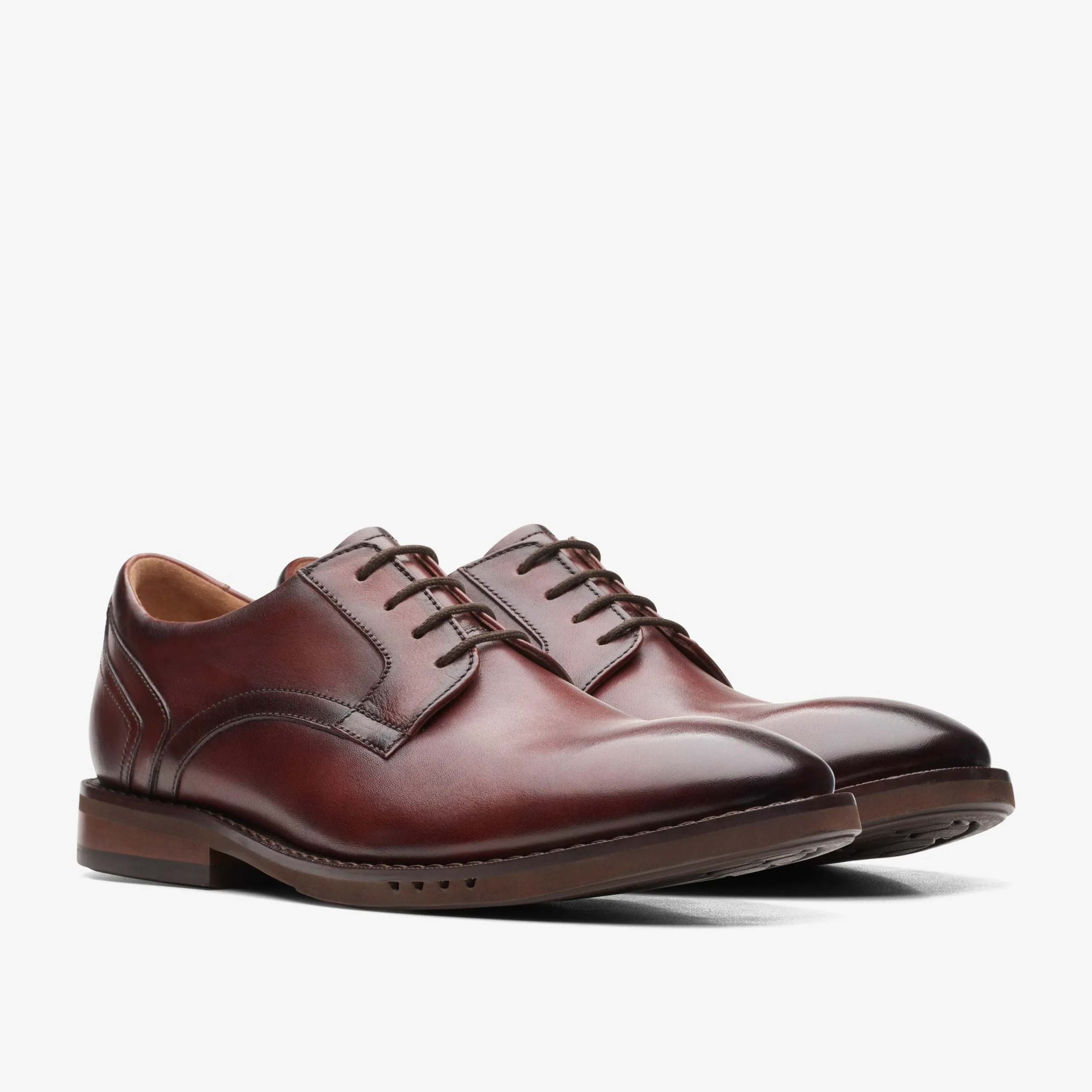 Clarks Un Hugh Lace Brown Leather Fashion