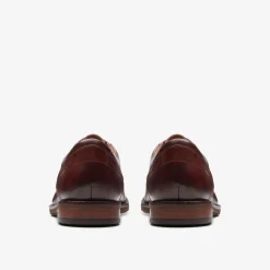 Clarks Un Hugh Lace Brown Leather Fashion