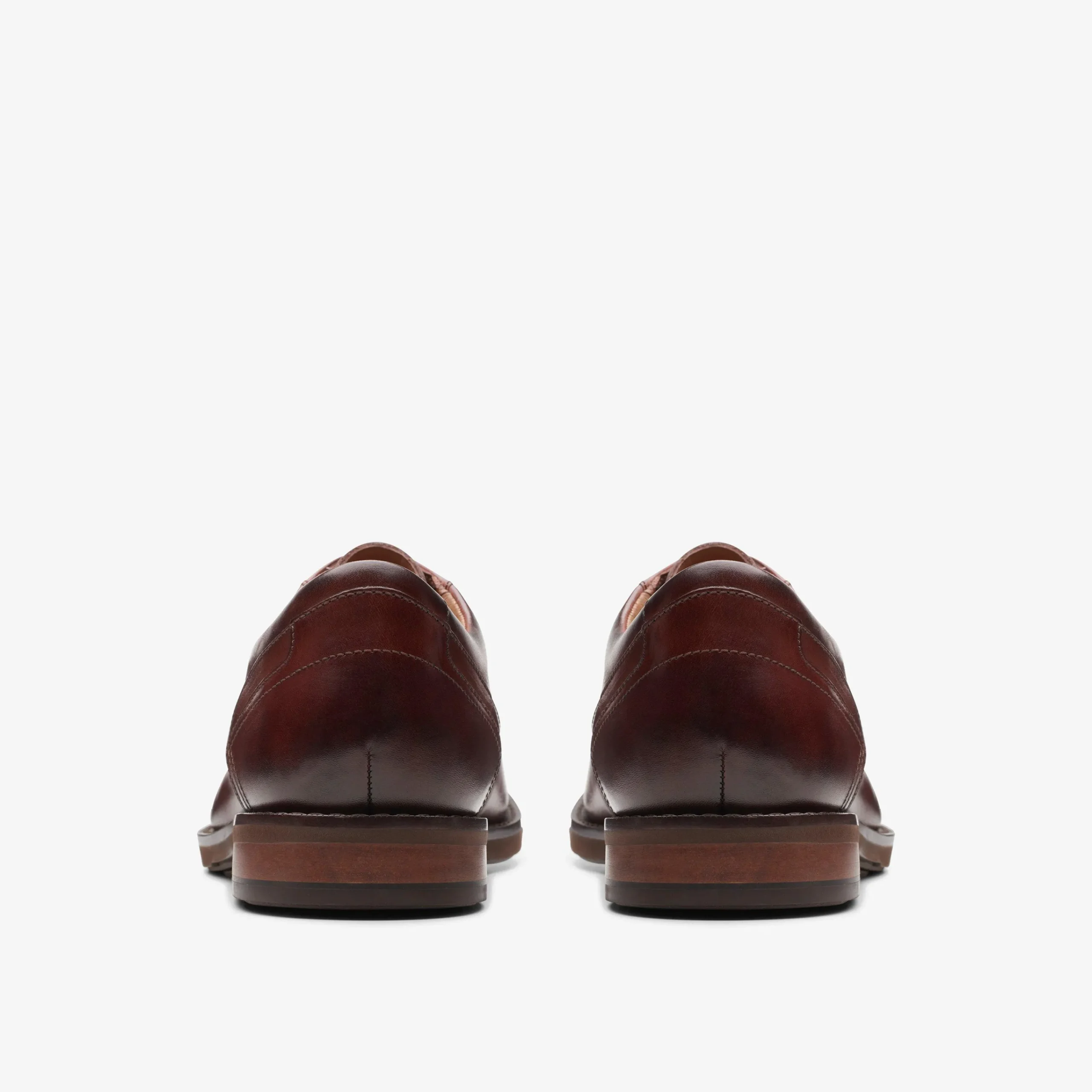Clarks Un Hugh Lace Brown Leather Fashion