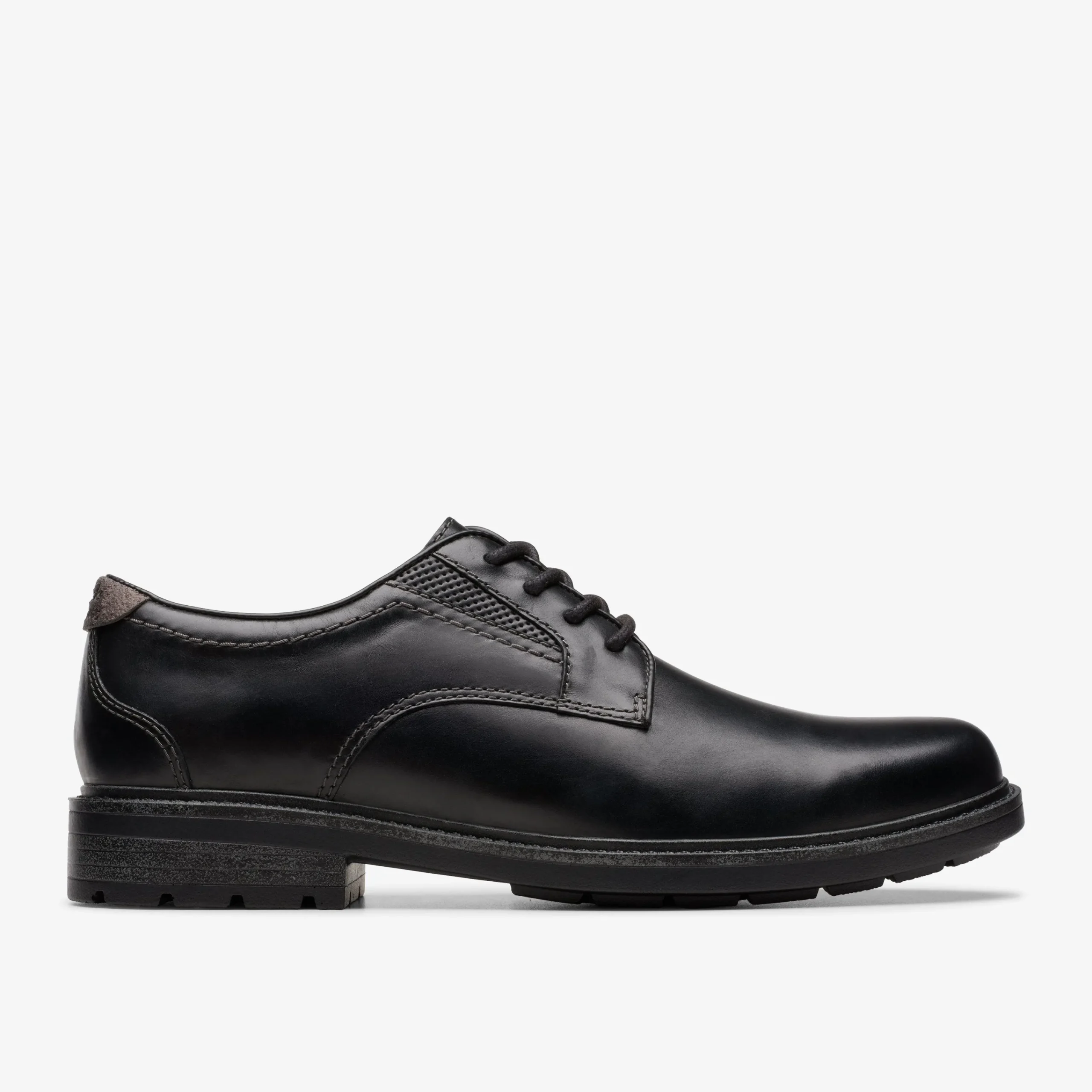 Clarks Un Shire Low Black Leather Fashion