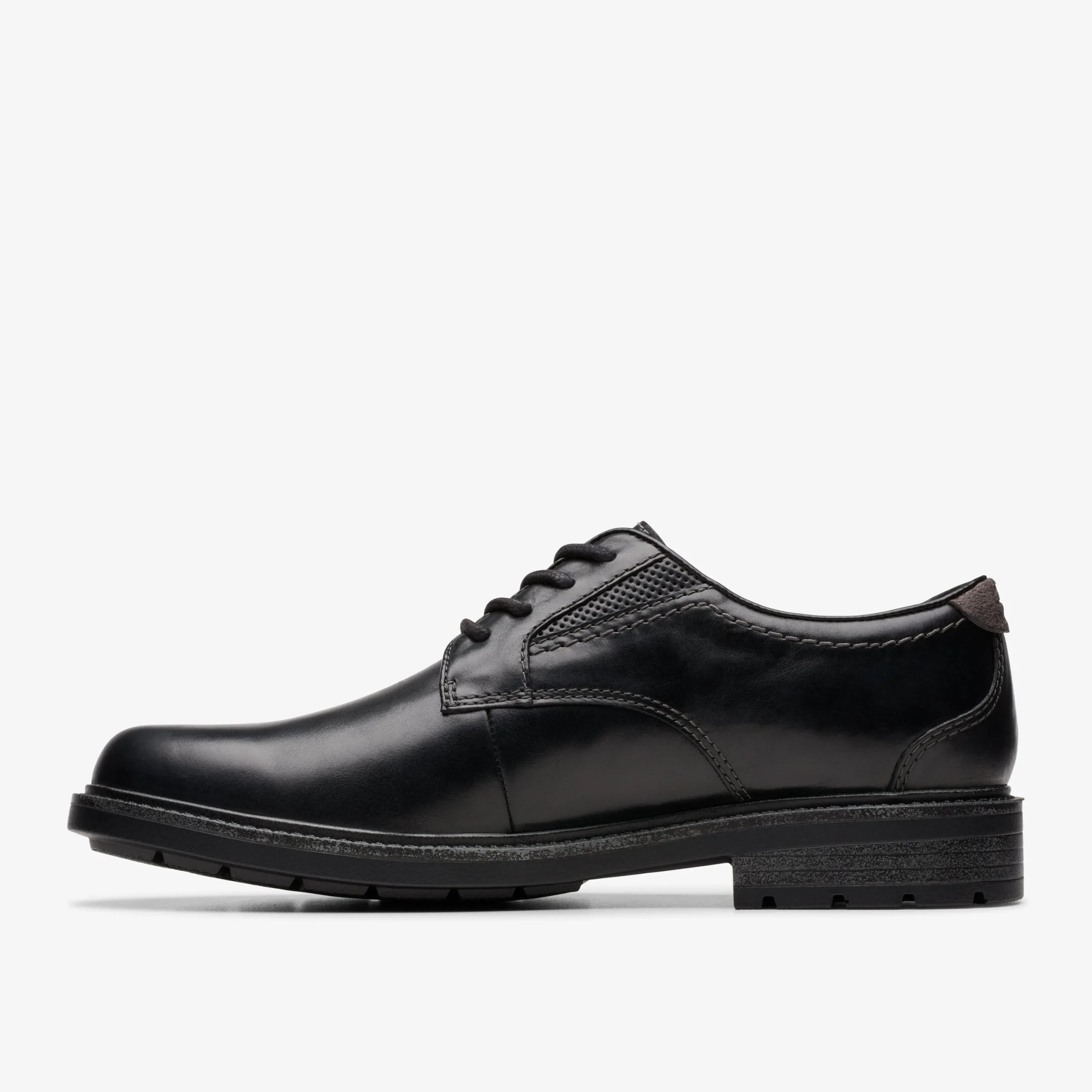 Clarks Un Shire Low Black Leather Fashion