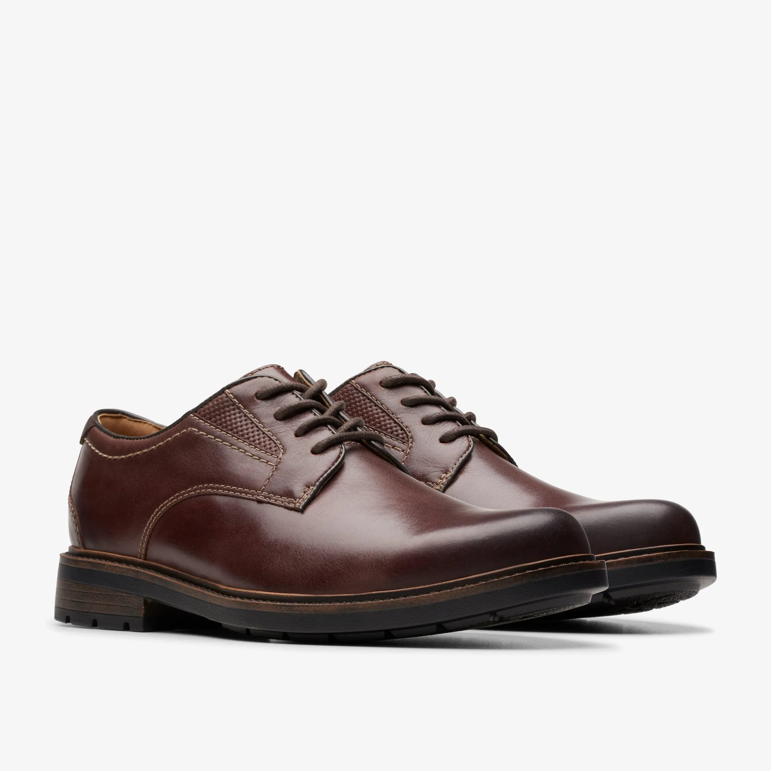 Clarks Un Shire Low Brown Leather Clearance
