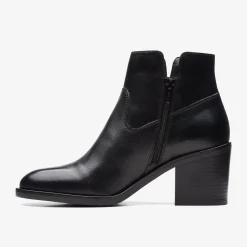 Clarks Valvestino Lo Black Leather Flash Sale