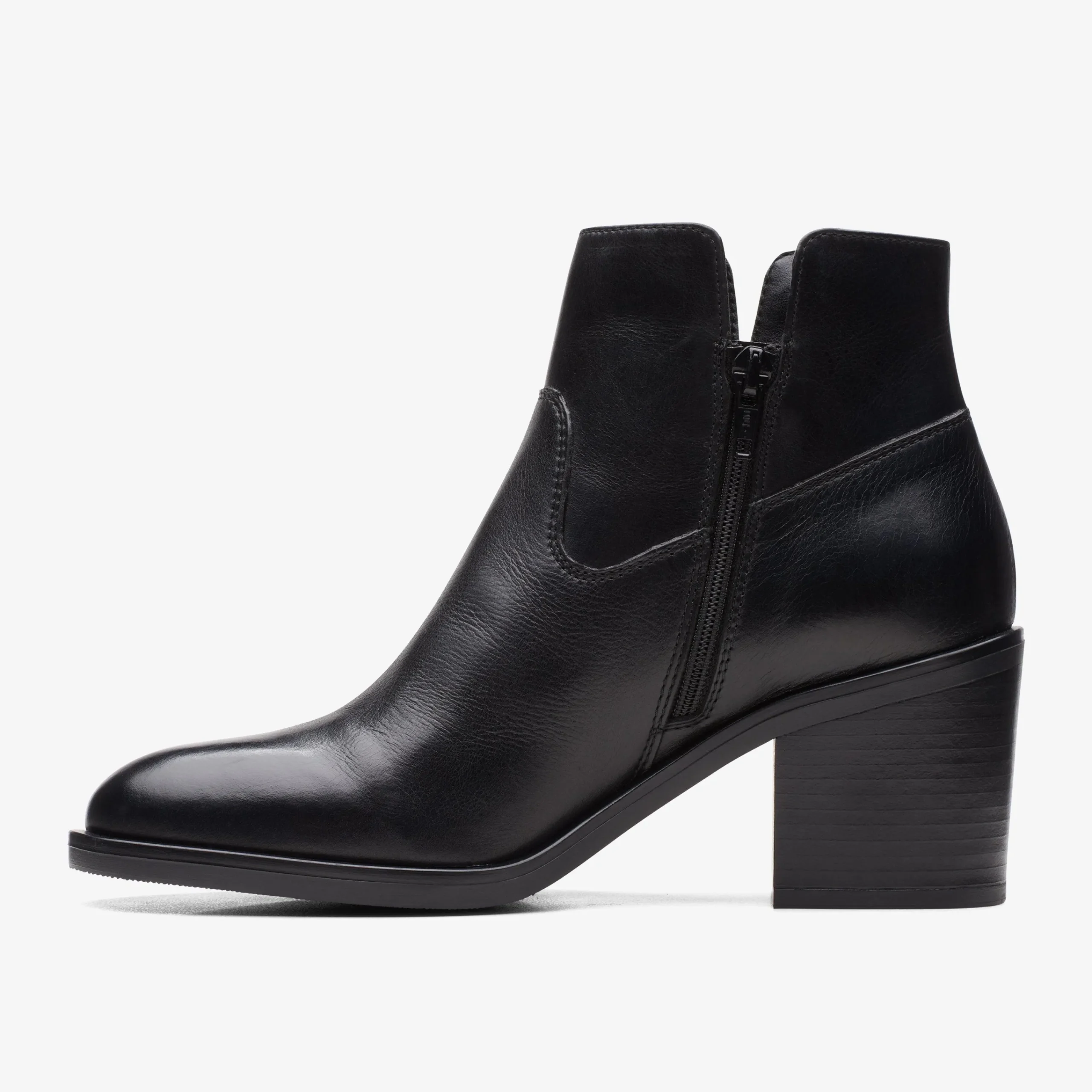 Clarks Valvestino Lo Black Leather Flash Sale