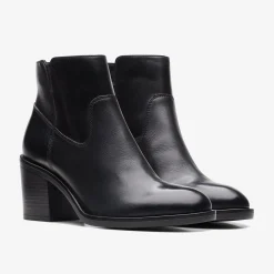 Clarks Valvestino Lo Black Leather Flash Sale