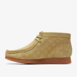Clarks Wallabee Boot Older Beige Check Discount