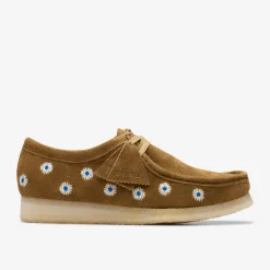 Clarks Wallabee Dark Olive Embroidery Fashion