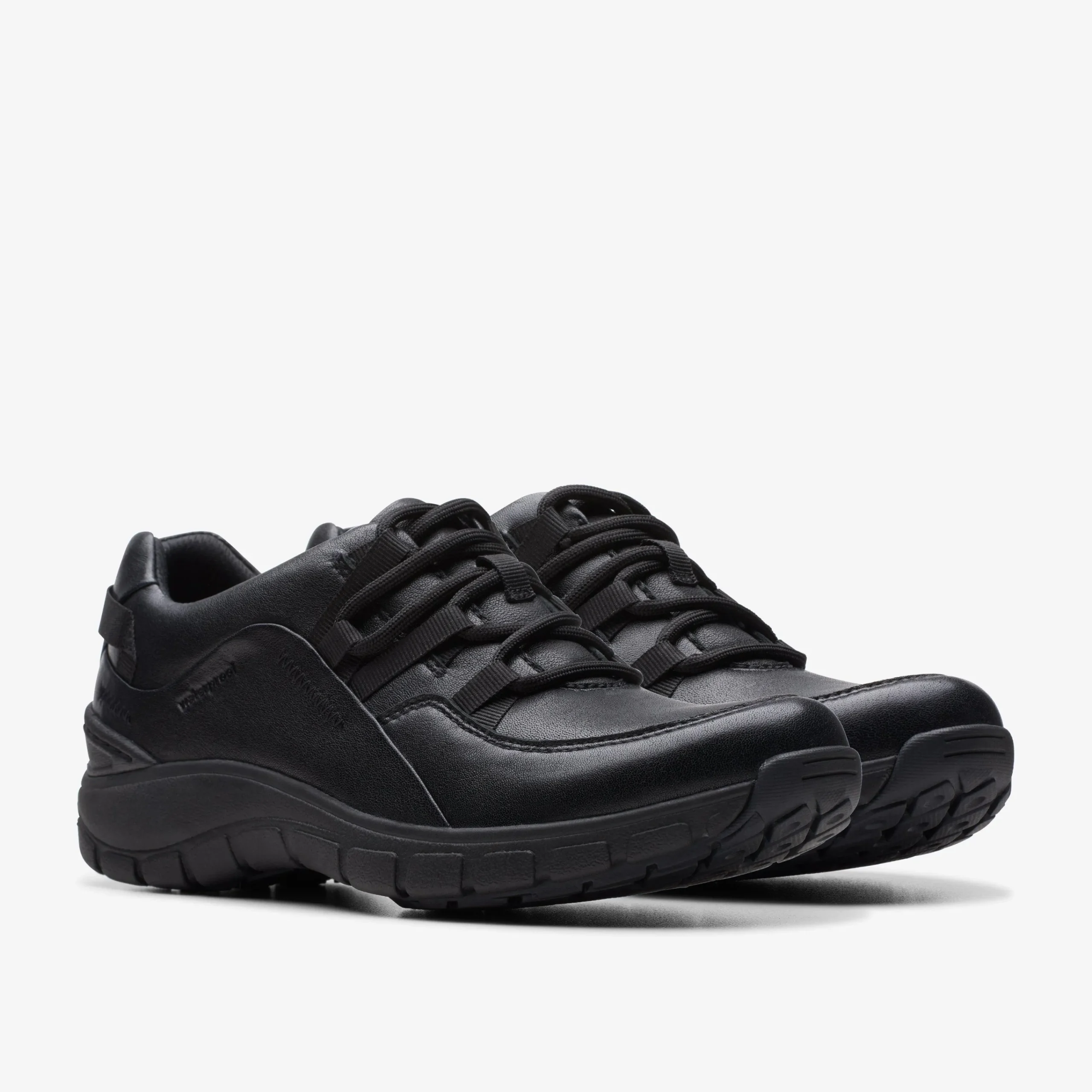 Clarks Wave Range Black Leather Clearance