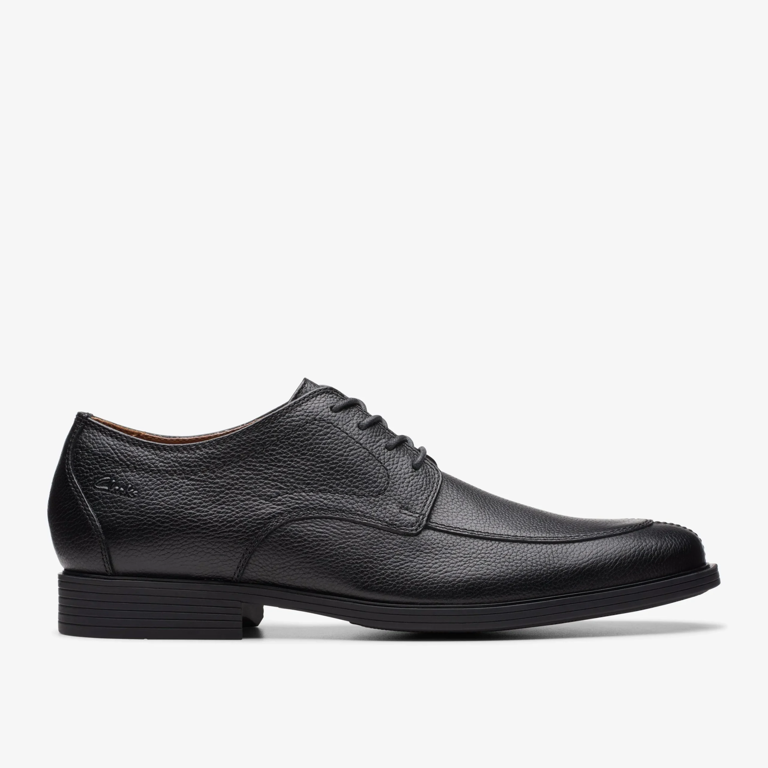 Clarks Whiddon Apron Black Tumbled Fashion