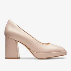 Clarks Zoya 85 Court Sand Patent Shop
