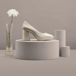 Clarks Zoya 85 Court Sand Patent Shop